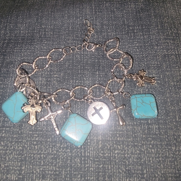 no brand Jewelry - Misses faux Silver and turquoise  cross charms dangle Bracelet cute adjustable